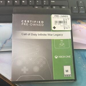 One Call of Duty: Infinite Warfare Legacy Edition - Green